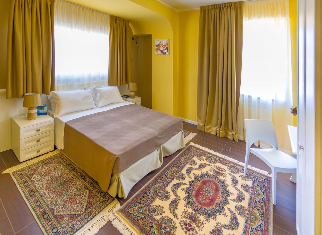 Villa Luisa Rooms And Breakfast Peschiera del Garda Extérieur photo